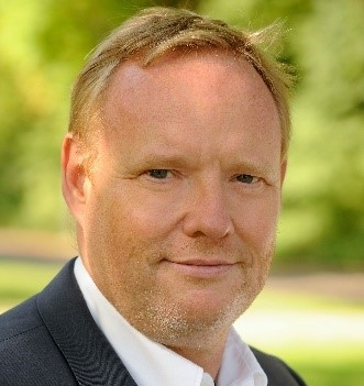 Lars Fiechtner