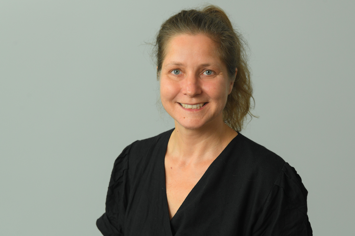 Dr. Susanne Genzel